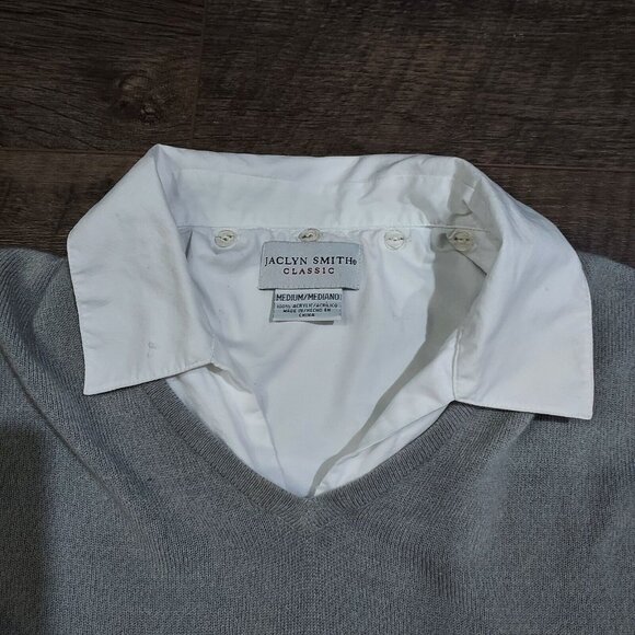 Jaclyn Smith Sweater Gray Button in Collar Cuffs Long Sleeve V Neck Casual - Picture 3 of 15